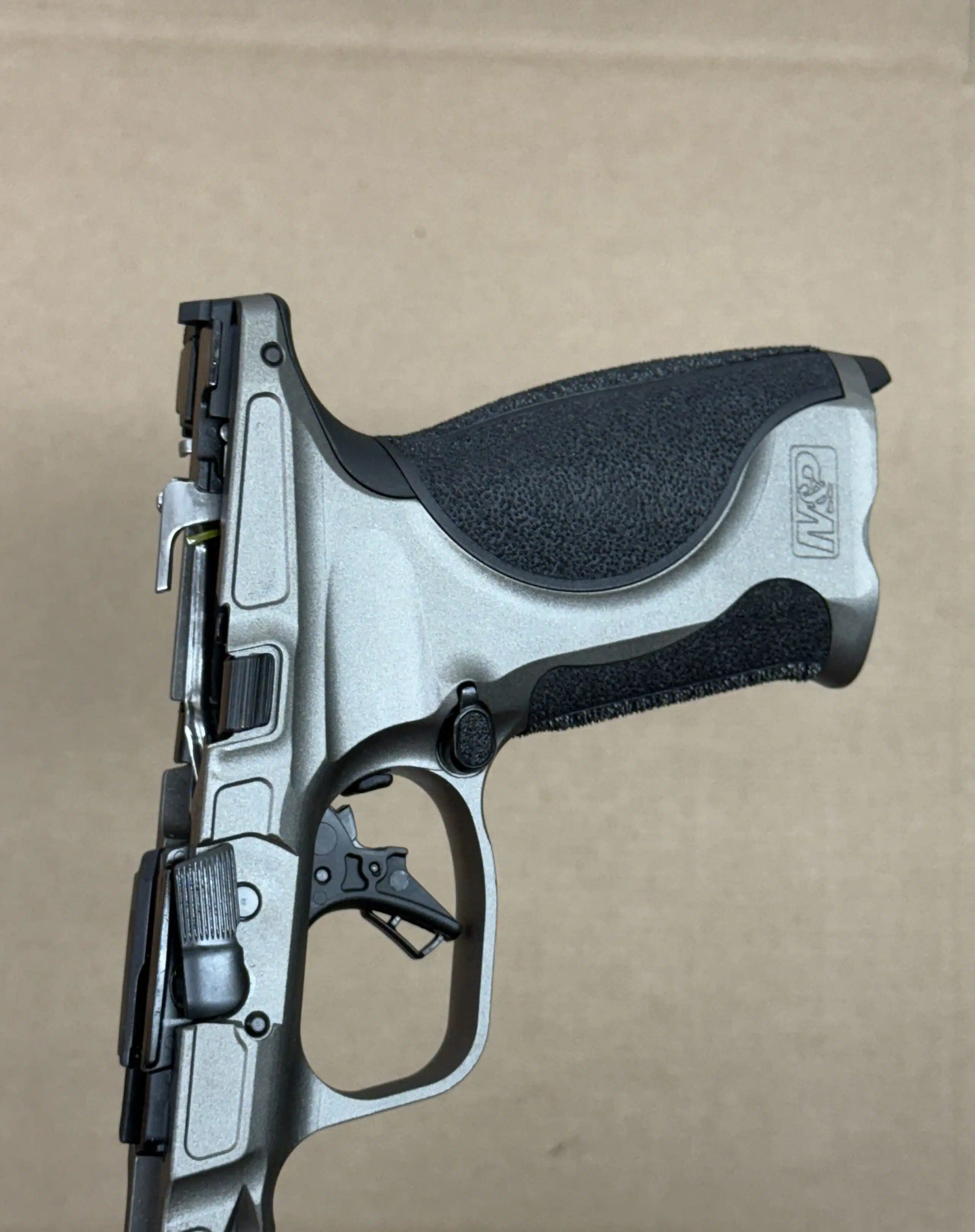 Smith & Wesson M&P9 M2.0 Carry Full Size OEM Factory Grey Metal Lower Frame NEW – 14161 - Image 5