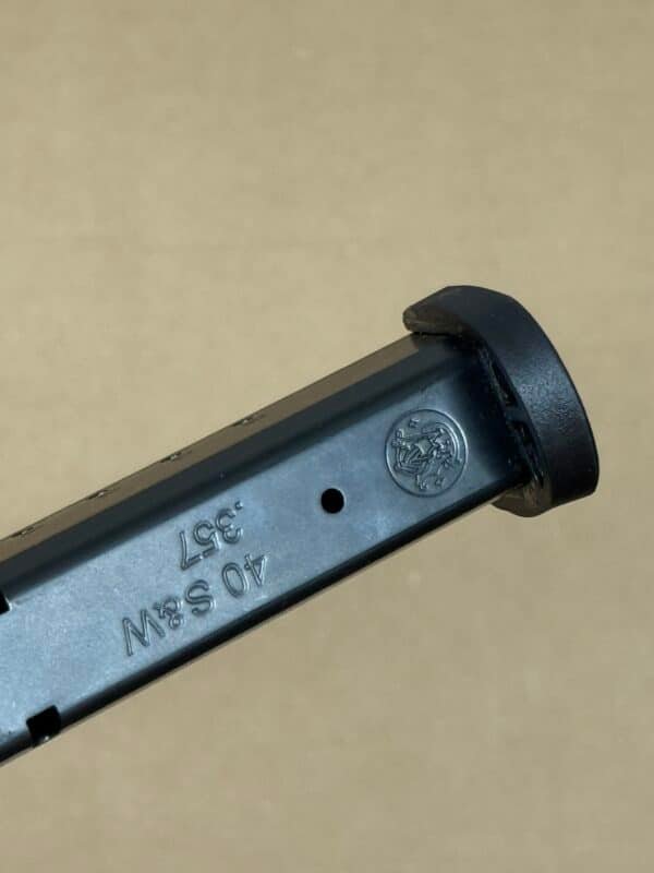 SINGLE * 15 Round Smith & Wesson M&P 40/.357Sig OEM Full-Size Magazine - 194390000 - Image 6