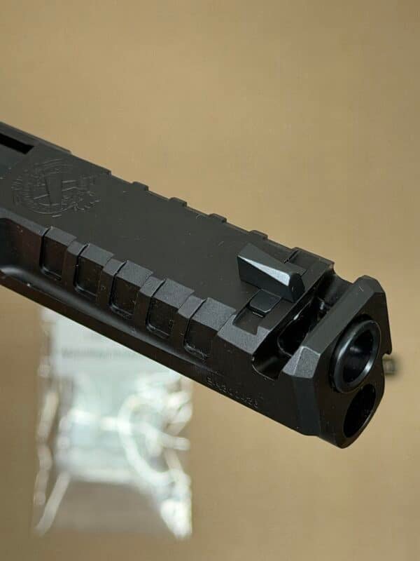 20251207_050347885_iOS