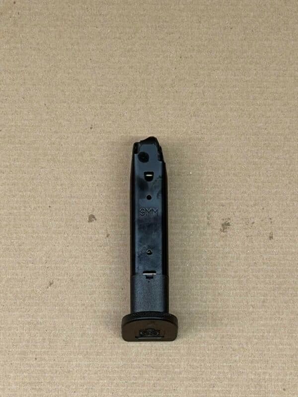 20251216_214359506_iOS