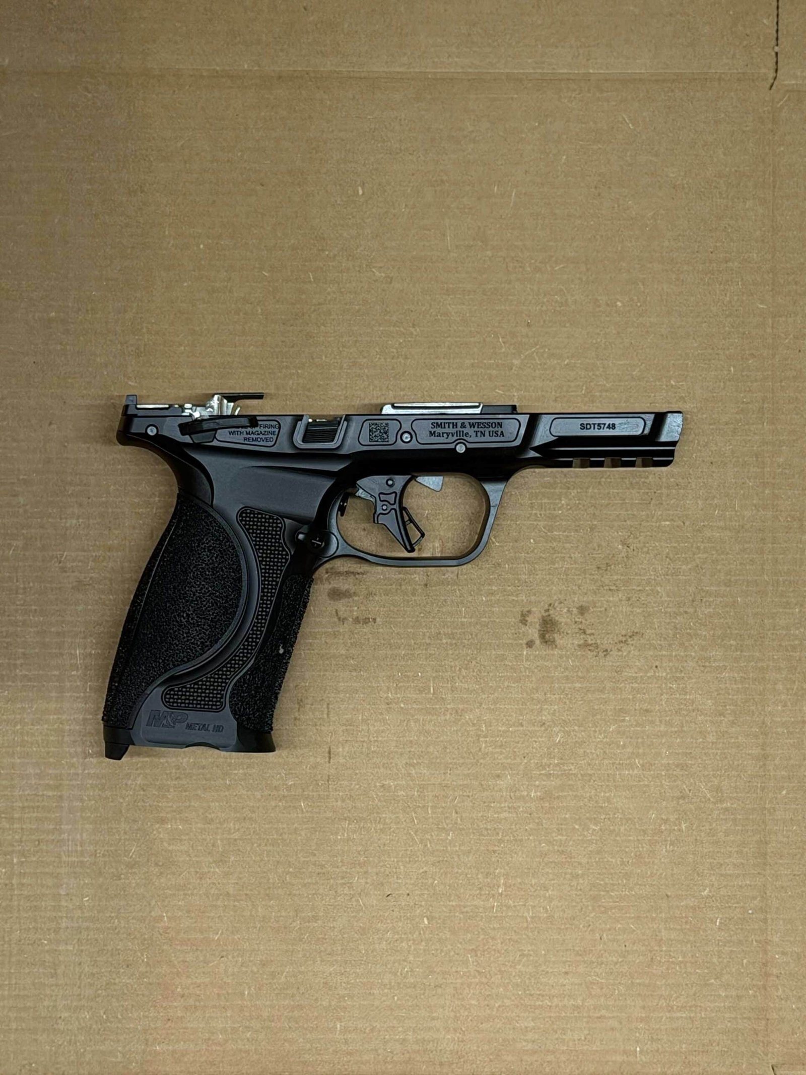 Smith & Wesson M&P9 M2.0 METAL HD OEM Steel Frame – Manual Safety – NEW - Image 2