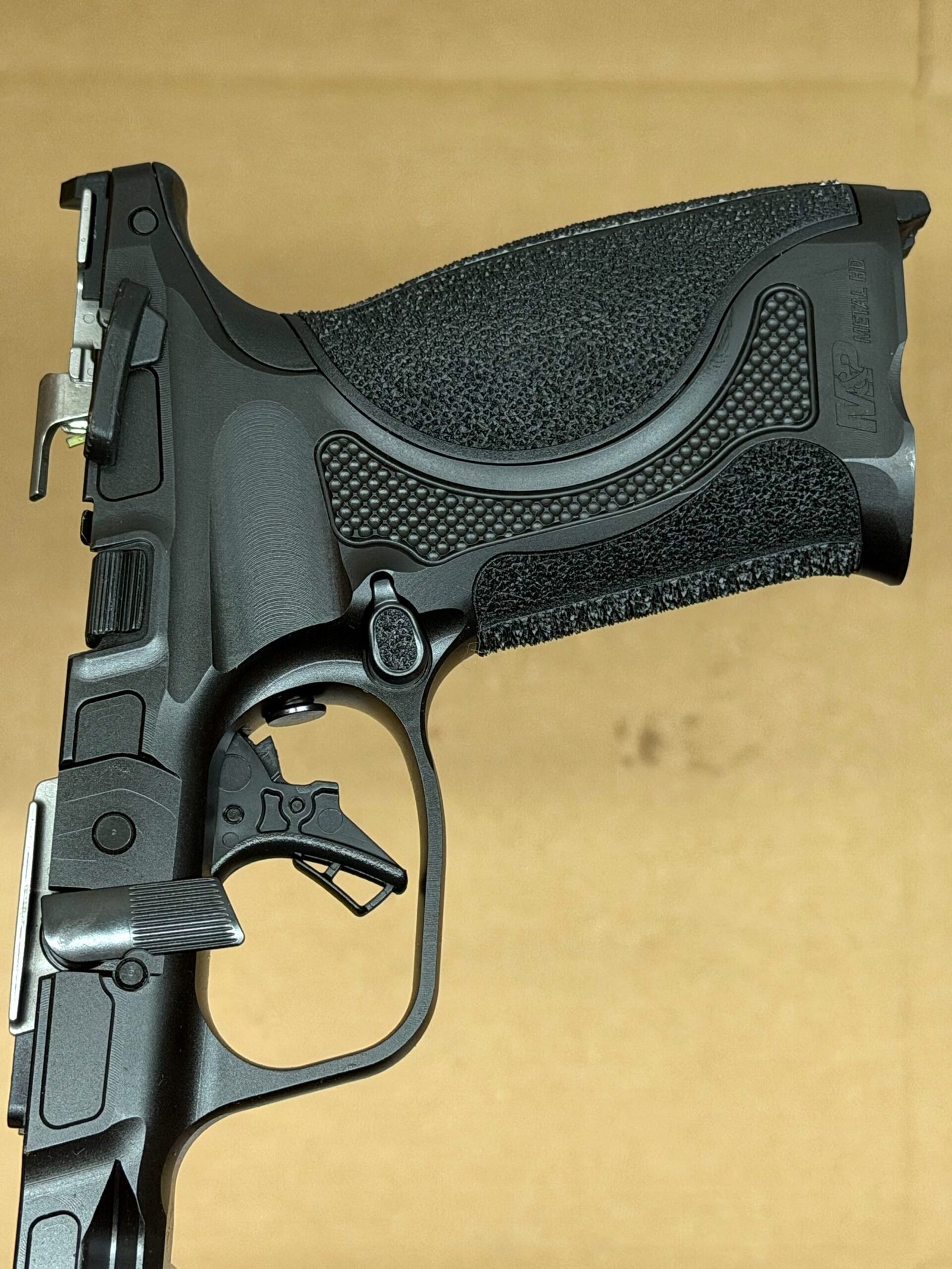 Smith & Wesson M&P9 M2.0 METAL HD OEM Steel Frame – Manual Safety – NEW - Image 5