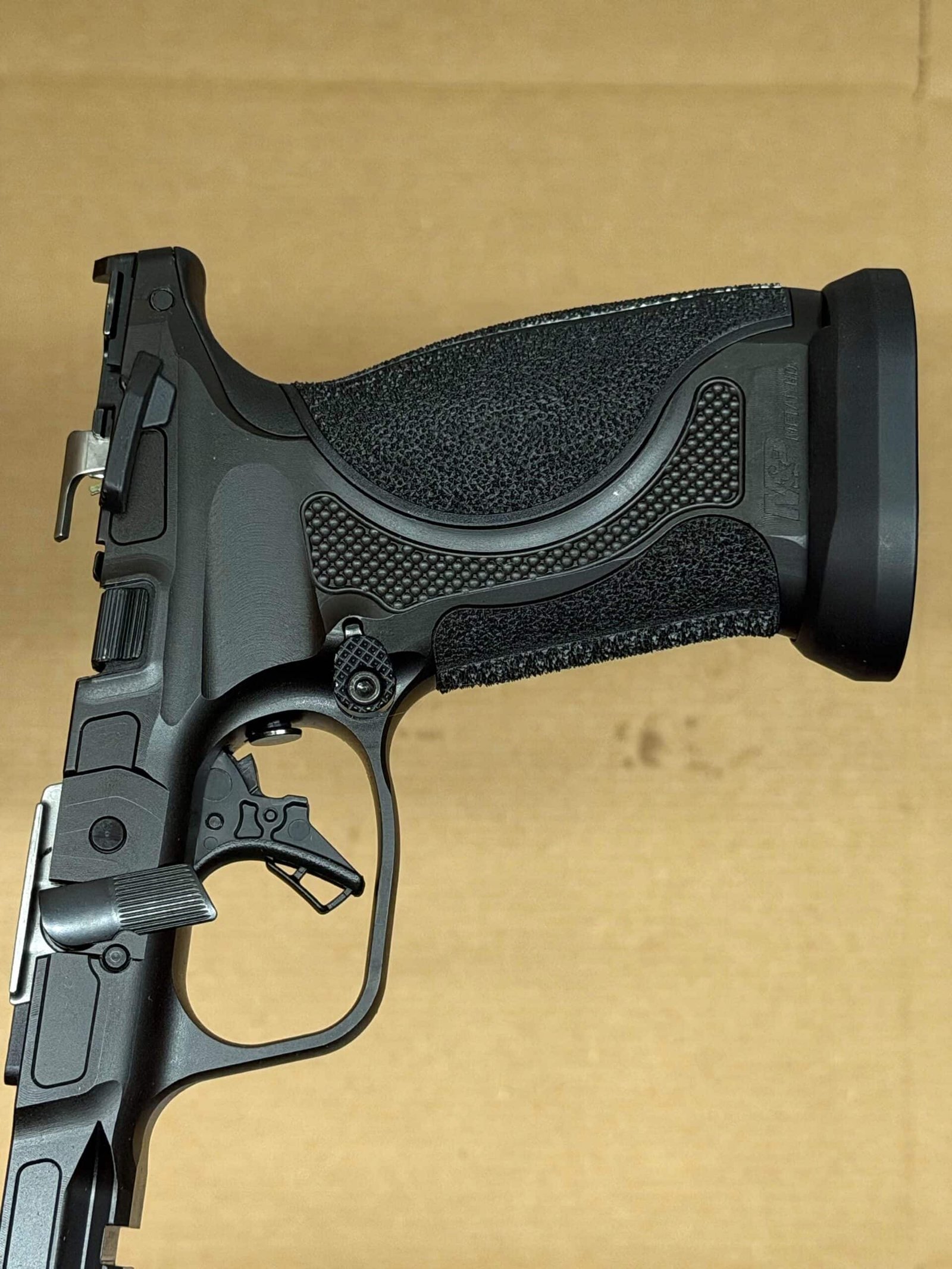 Smith & Wesson M&P9 M2.0 Competitor METAL HD OEM Steel Frame – Manual Safety – NEW - Image 5